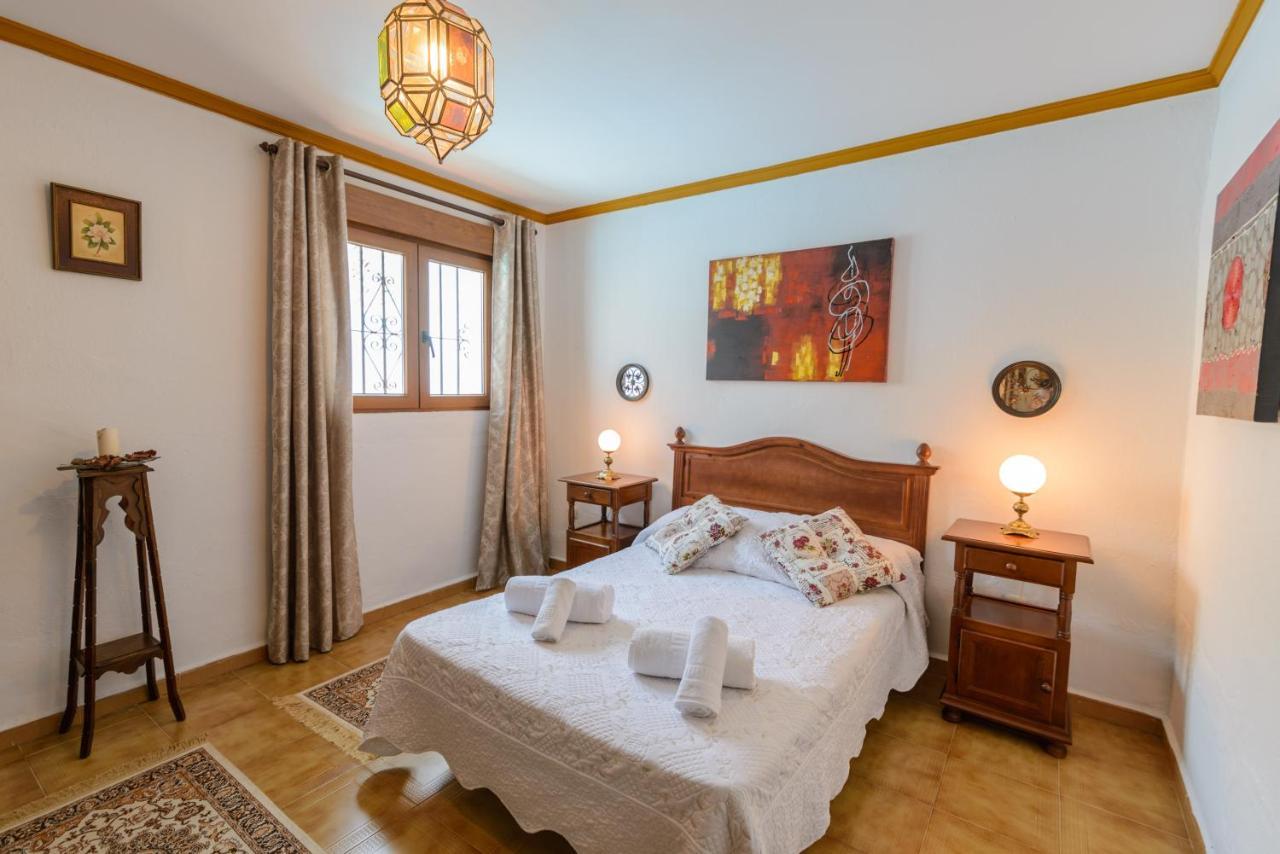 Casa Patio De Los Naranjos Piscina Privada Alcaucin Ngoại thất bức ảnh