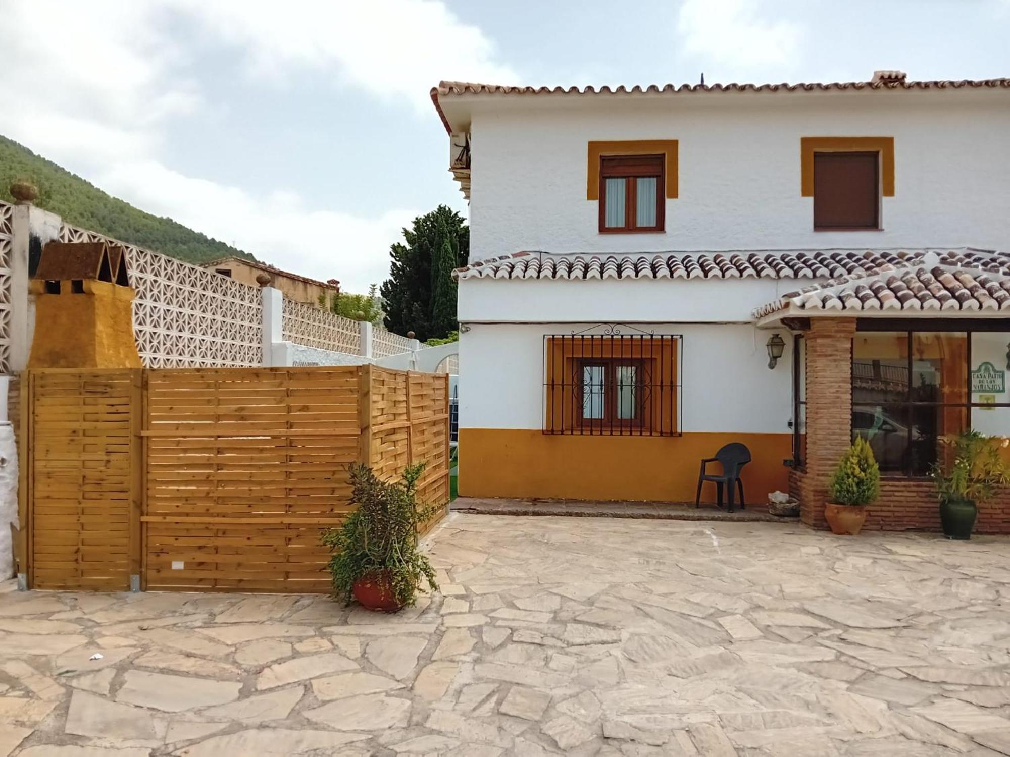 Casa Patio De Los Naranjos Piscina Privada Alcaucin Ngoại thất bức ảnh